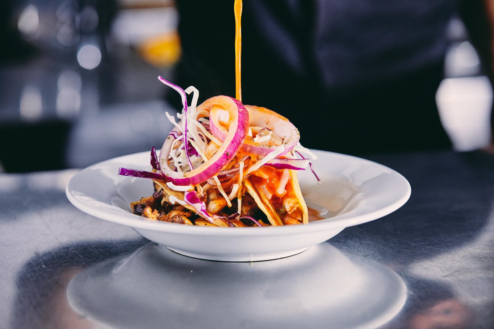 Tacos de pescado y mariscos